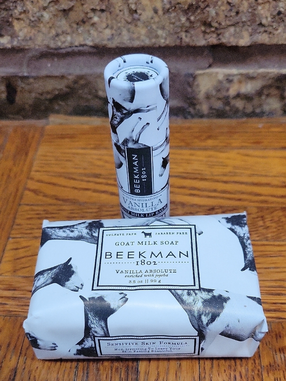 Beekman 1802 Vanilla Absolute Soap and Lip Balm Set New